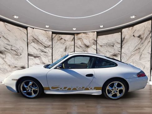 Used 2001 Porsche 911 Carrera 4 image 5