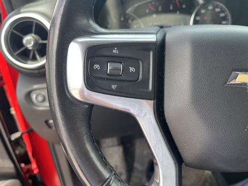 Used 2020 Chevrolet Blazer LT AWD/4WD image 19
