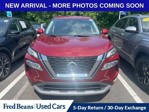 Used 2021 Nissan Rogue SV AWD/4WD image 2