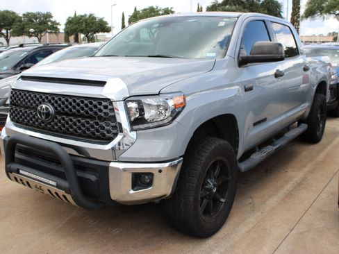 Used 2021 Toyota Tundra SR5 RWD image 5