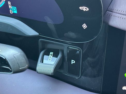 New 2026 Porsche Taycan image 27