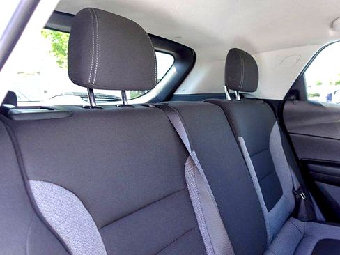 Used 2025 Chevrolet TrailBlazer LS w/ LS Convenience Package FWD image 12