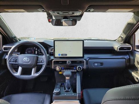 Used 2026 Toyota 4Runner Limited AWD/4WD image 18
