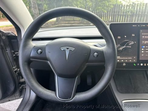 Used 2023 Tesla Model 3 Standard Range RWD image 16