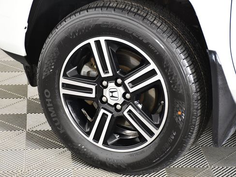 Used 2014 Honda Ridgeline Sport image 48