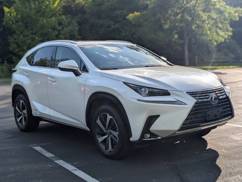 Used 2019 Lexus NX 300h AWD w/ Premium Package image 2