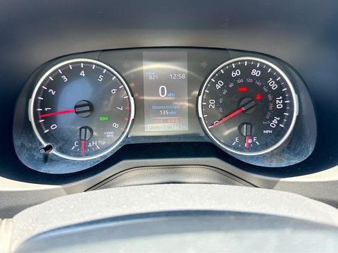 Used 2019 Toyota RAV4 XLE FWD image 40