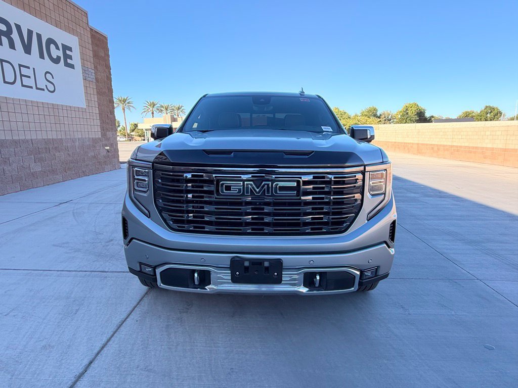 Used 2025 GMC Sierra 1500 Denali Ultimate AWD/4WD image 4