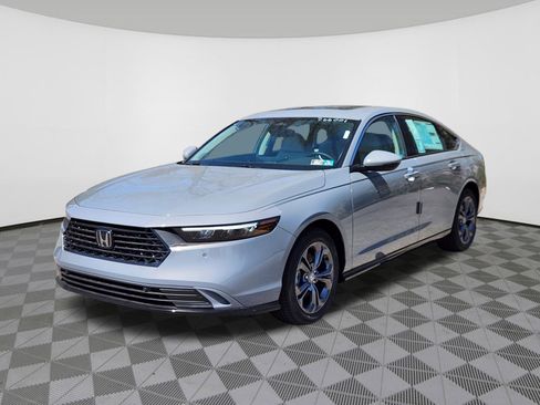 New 2026 Honda Accord EX-L image 2