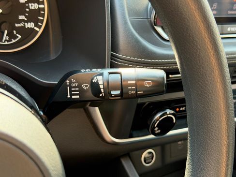 Used 2021 Nissan Rogue S AWD/4WD image 59