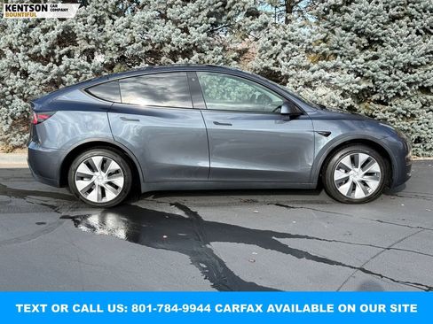 Used 2021 Tesla Model Y Long Range image 10