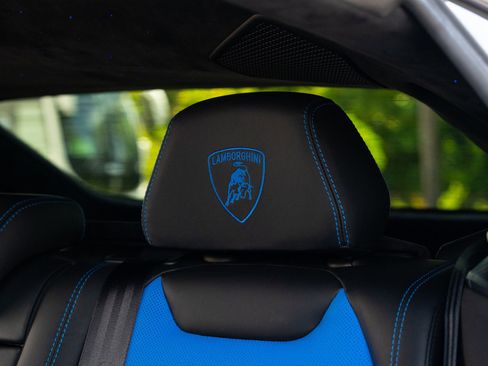 Used 2019 Lamborghini Urus AWD/4WD image 66