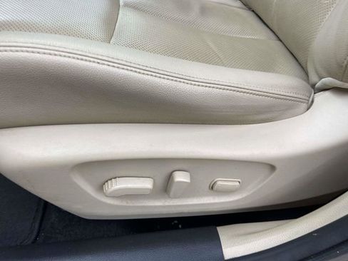 Used 2016 Nissan Rogue SL w/ SL Premium Package image 14