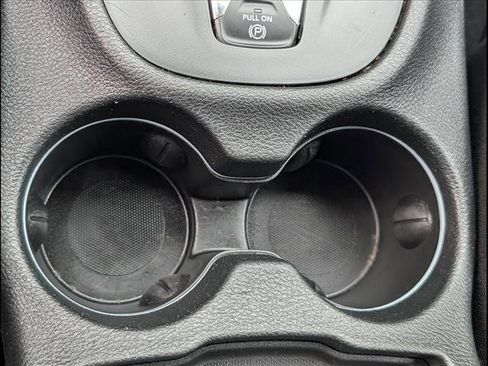 Used 2017 Jeep Cherokee Sport w/ Cold Weather Group image 17