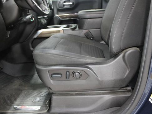 Used 2022 Chevrolet Silverado 1500 LT Trail Boss AWD/4WD image 19