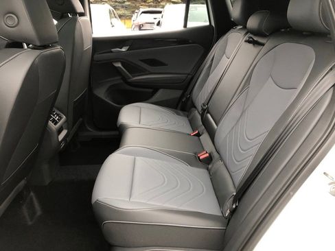 New 2026 Volkswagen Tiguan SE R-Line AWD/4WD image 33