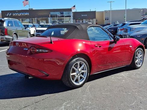 Used 2016 MAZDA MX-5 Miata Sport image 6