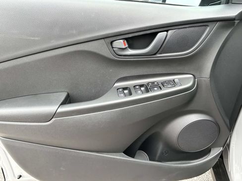 Used 2023 Hyundai Kona SEL w/ Cargo Package FWD image 12