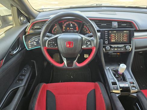 Used 2019 Honda Civic Type R image 13