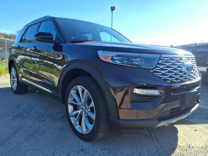 Used 2023 Ford Explorer Platinum w/ Premium Technology Package
