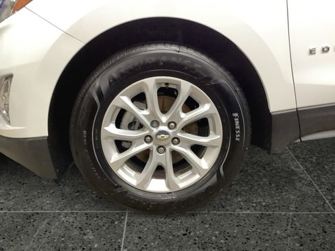 Used 2020 Chevrolet Equinox LS w/ LS Convenience Package image 14