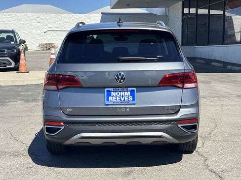 Used 2023 Volkswagen Taos SE w/ Panoramic Sunroof Package AWD/4WD image 25