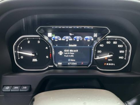Used 2022 GMC Sierra 2500 Denali w/ Denali Ultimate Package AWD/4WD image 34