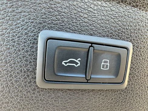 Used 2023 Audi Q5 2.0T Premium Plus w/ Premium Plus Package image 13