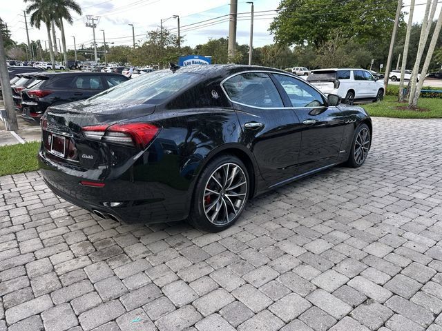 Used 2021 Maserati Ghibli S GranLusso RWD image 38