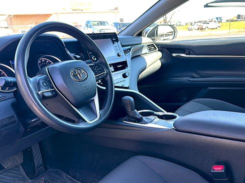 Used 2024 Toyota Camry LE image 12