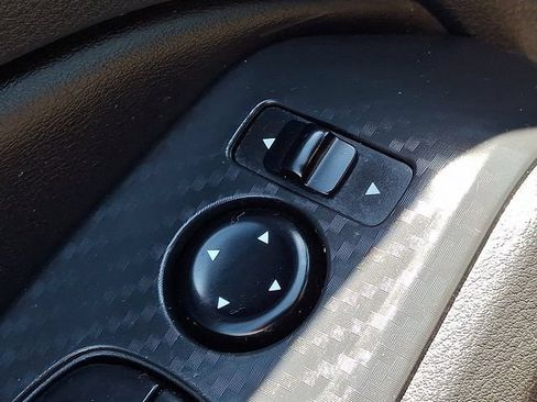 Used 2024 Nissan Altima 2.5 S FWD image 25