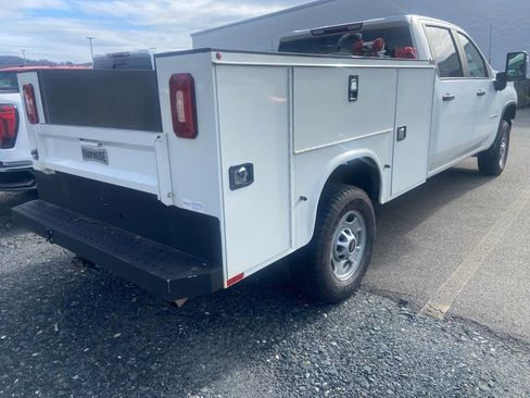Used 2022 Chevrolet Silverado 2500 W/T w/ WT Convenience Package image 4