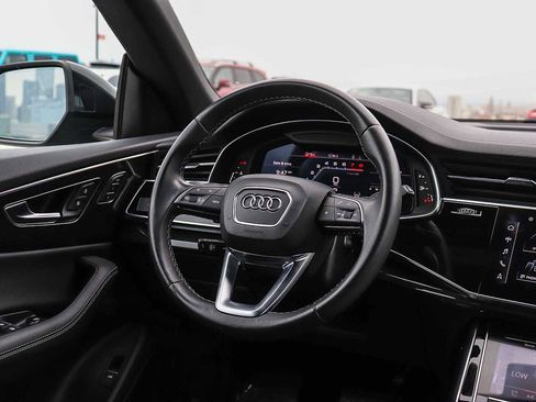 Used 2023 Audi Q8 Premium Plus w/ Premium Plus Package AWD/4WD image 22