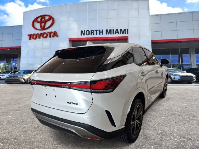 Used 2025 Lexus RX 350 FWD w/ Technology Package image 4