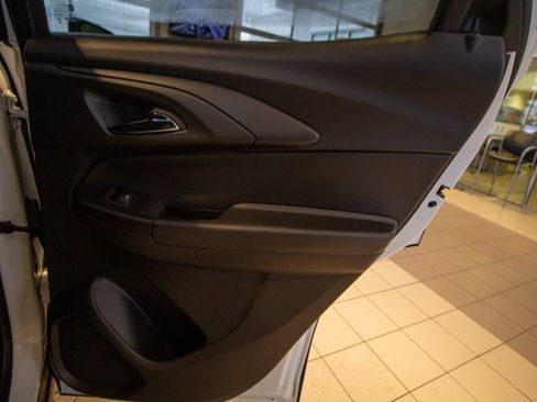 Certified 2023 Chevrolet TrailBlazer ACTIV image 11