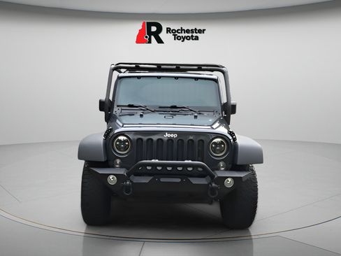 Used 2017 Jeep Wrangler Unlimited Sport w/ Quick Order Package 23S AWD/4WD image 2