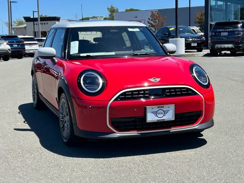 New 2026 MINI Cooper 4-Door Hardtop FWD image 7