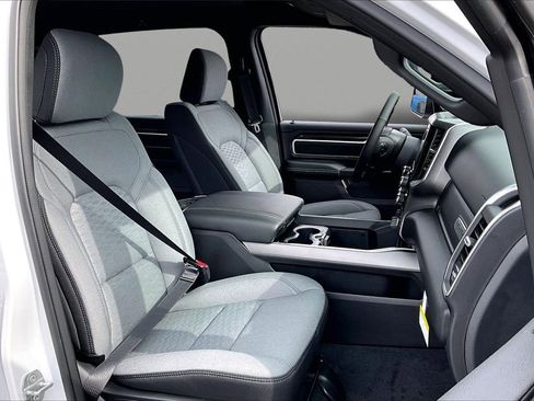 New 2026 RAM 1500 Big Horn AWD/4WD image 19