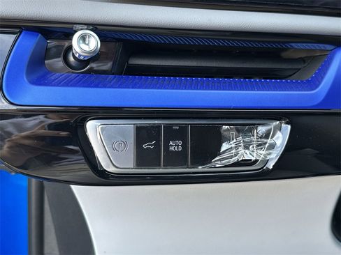 New 2025 Cadillac Optiq Luxury 1 image 18