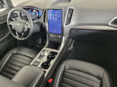 Used 2024 Ford Edge SEL w/ Convenience Package image 32