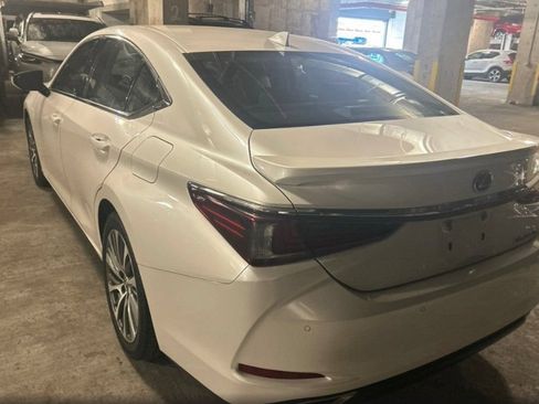 Used 2020 Lexus ES 350 w/ Premium Package FWD image 9