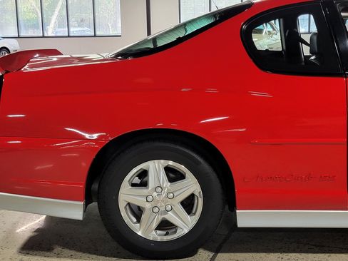 Used 2001 Chevrolet Monte Carlo SS w/ High Sport Appearance Pkg FWD image 38