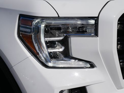 Used 2021 GMC Sierra 1500 Elevation image 16