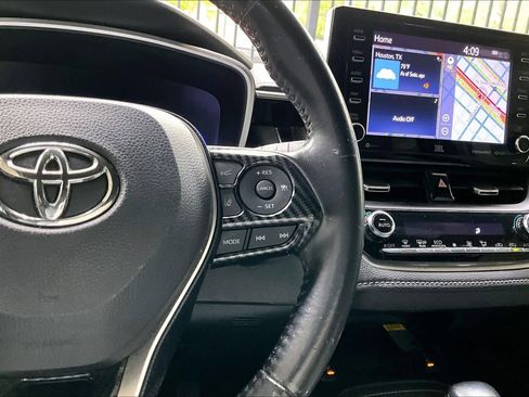 Used 2019 Toyota Corolla XSE FWD image 24