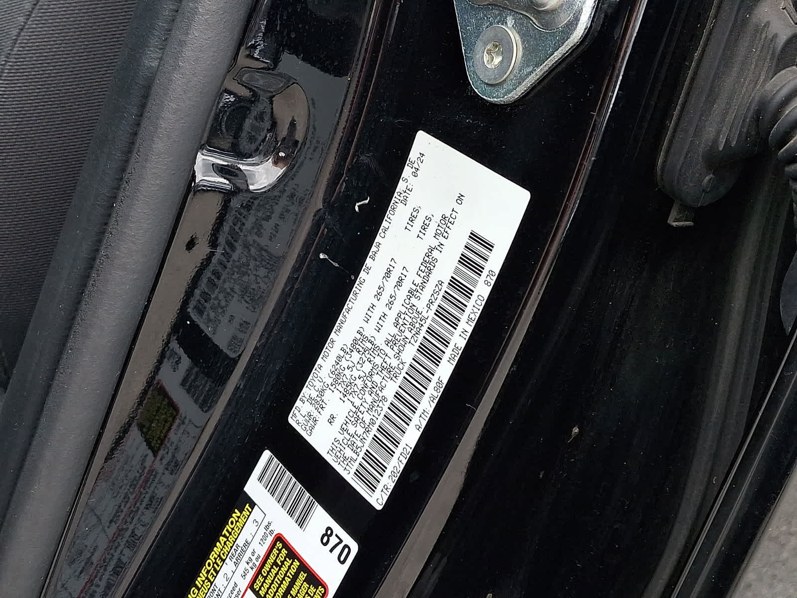 Used 2024 Toyota Tacoma TRD Off-Road AWD/4WD image 29
