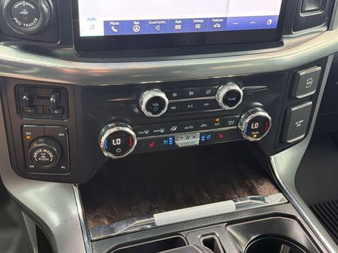 Used 2021 Ford F150 Lariat image 18