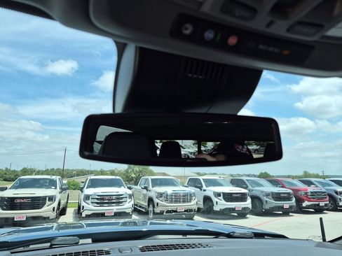 Used 2024 GMC Sierra 1500 SLT AWD/4WD image 26