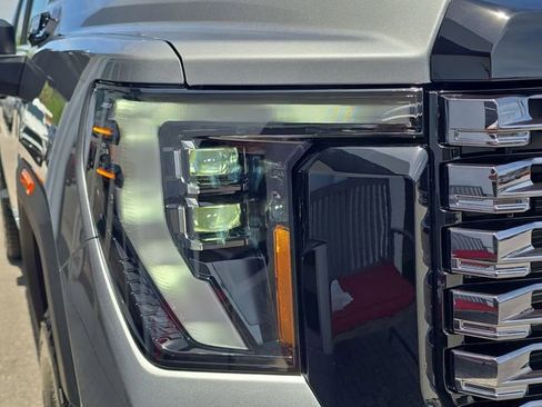 New 2026 GMC Sierra 2500 Denali Ultimate w/ Max Trailering Package AWD/4WD image 10