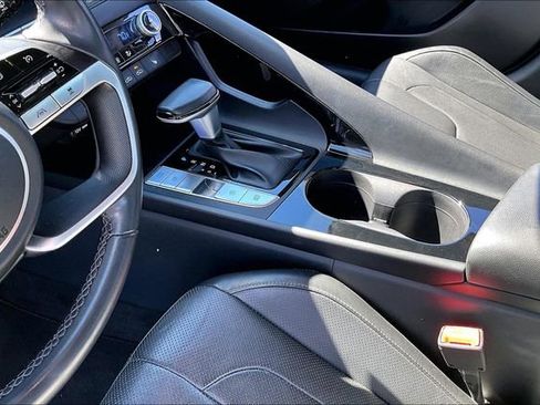 Used 2023 Hyundai Elantra Limited w/ Cargo Package image 17