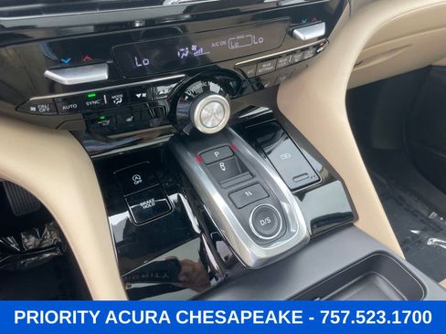 Certified 2025 Acura MDX SH-AWD w/ Technology Package image 18